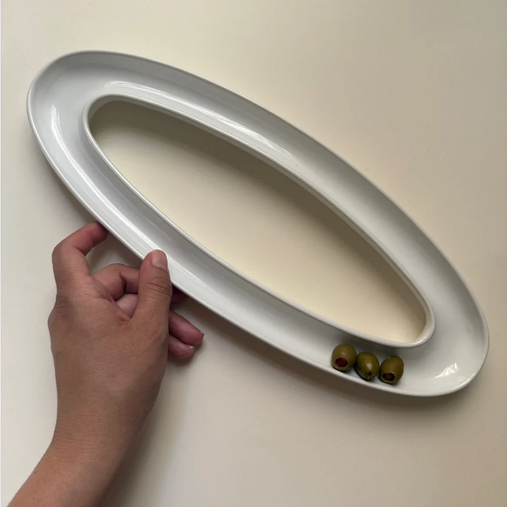Williams Sonoma Olive serving dish